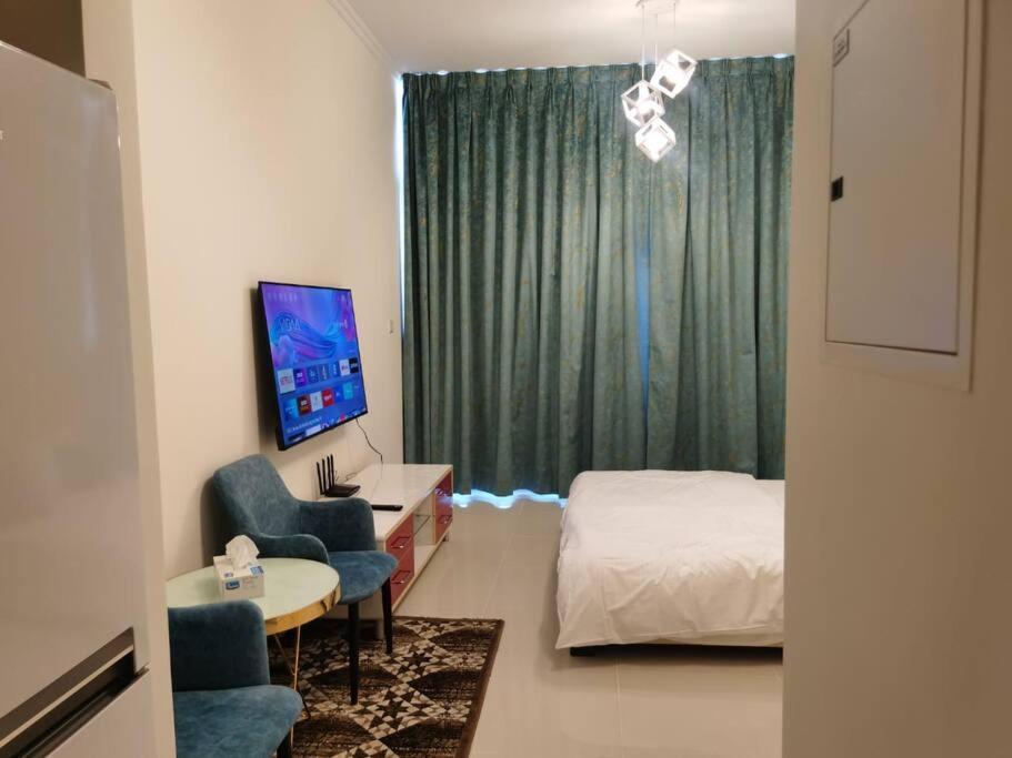 Gharfar 31715 Serene Teal Theme-high Floor-pool