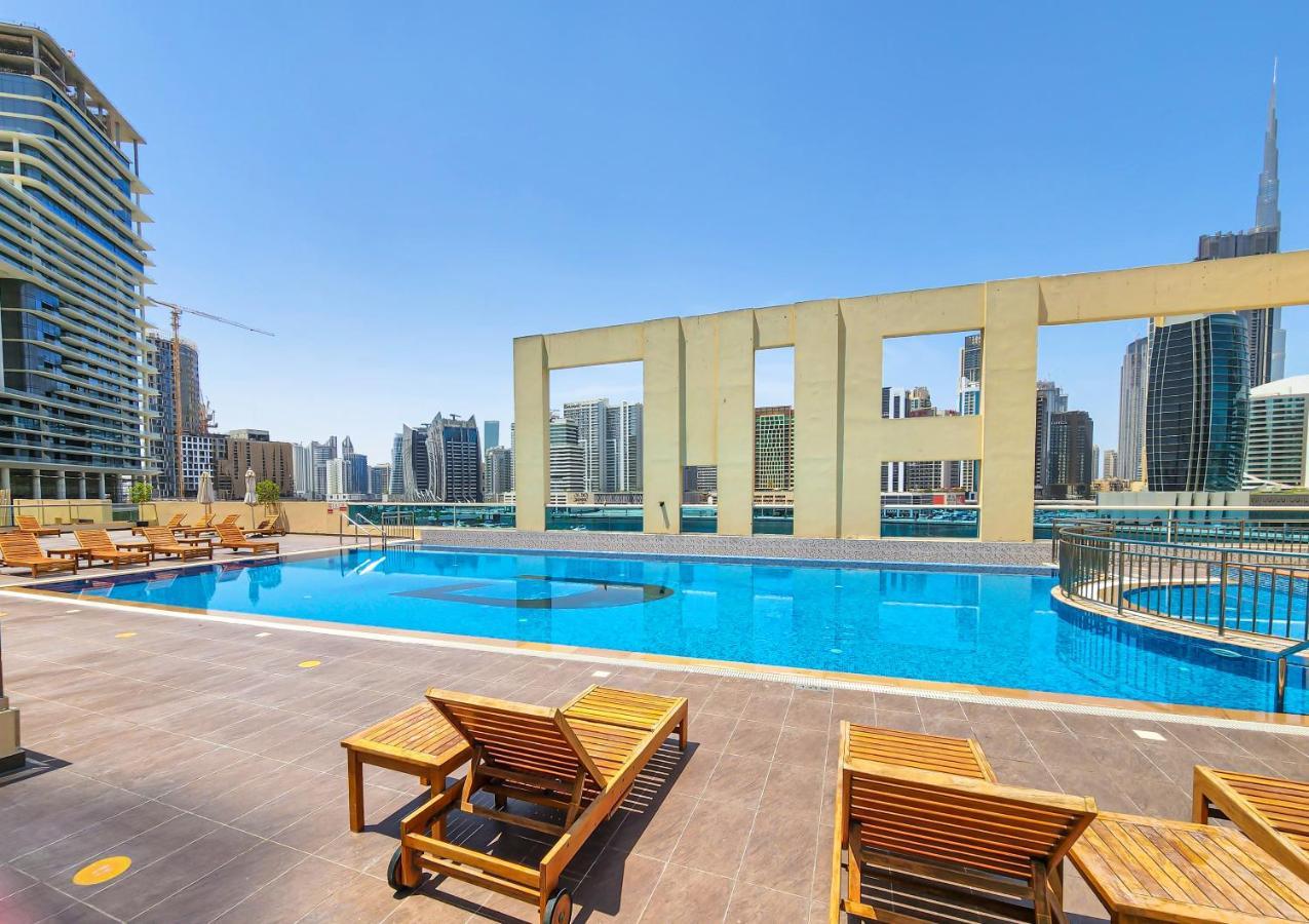 Daire Daniels 1br Business Bay Partial Burj Khalifa View Dubai