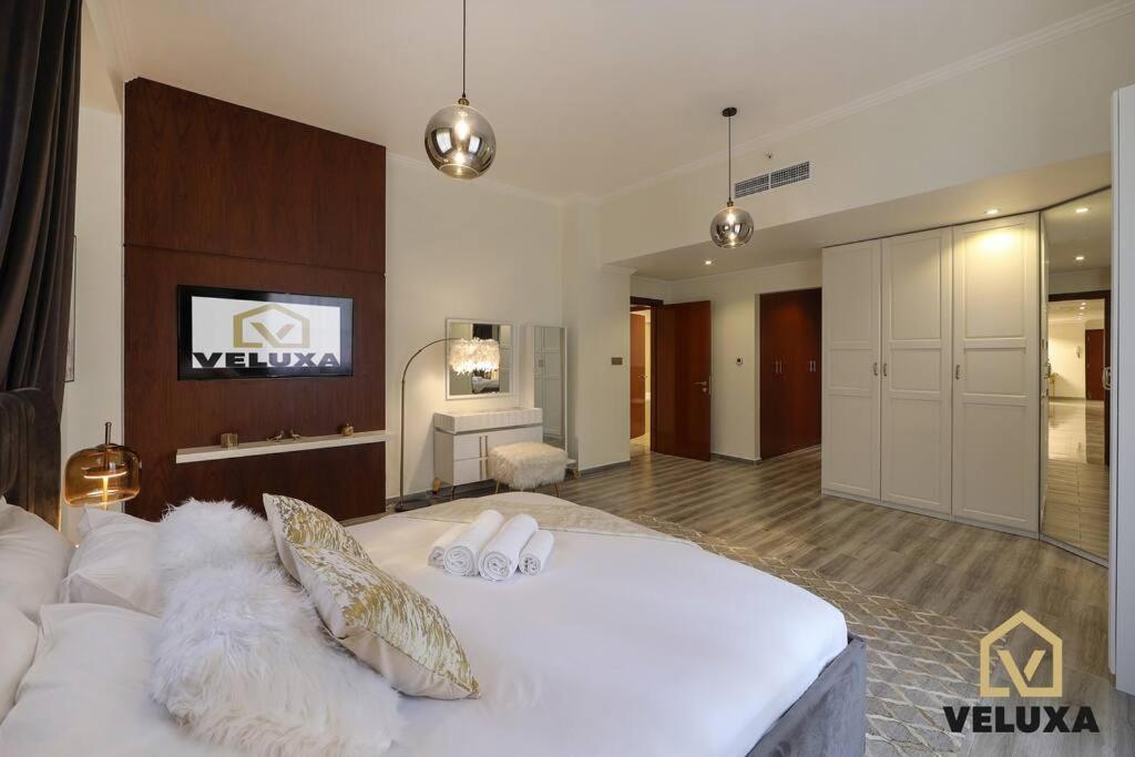 Veluxa - Spectacular 4 Bedroom Daire Dubai