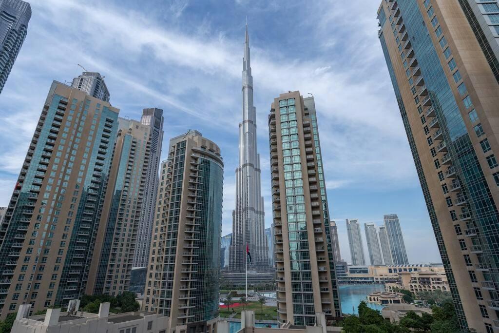 Vogue Downtown - Boulevard Tower - Burj Khalifa View Apartamento Dubai