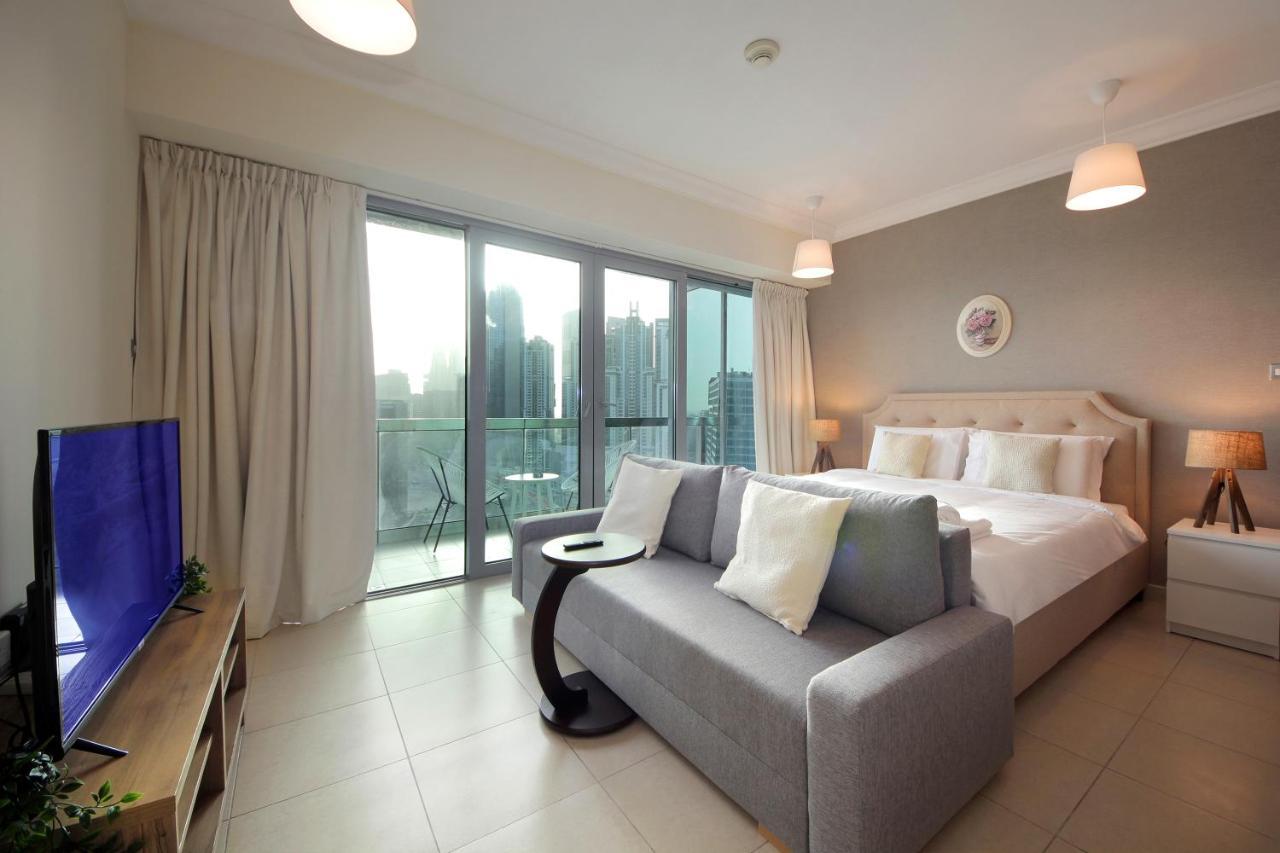 Prime Retreats- Downtown Apartment *