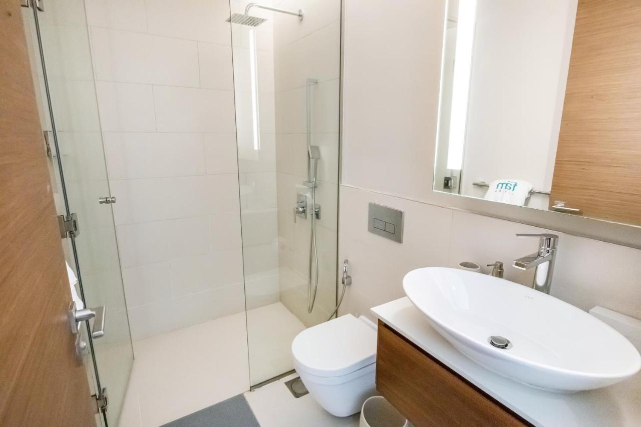 Fam Living - Walk - Luxe Interiors Daire