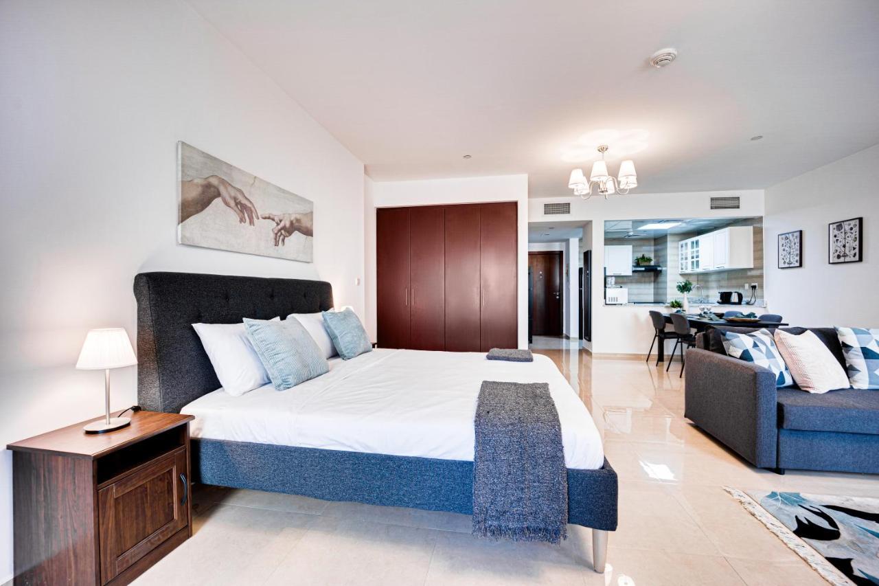 Big Sea View In Jbr Apartment