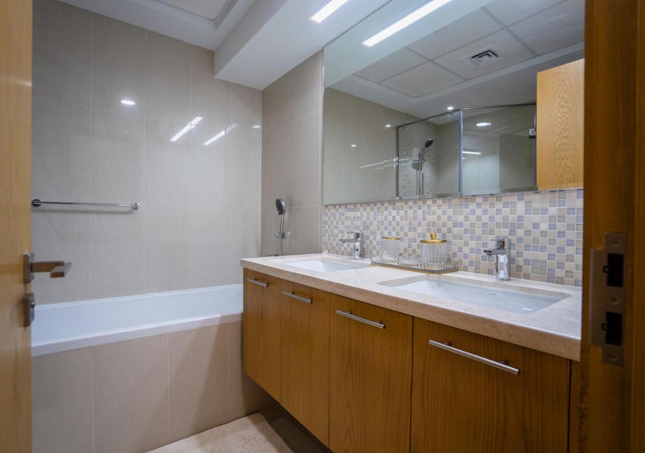 Nasma Luxury - Bellevue Tower 1 Apartamento *