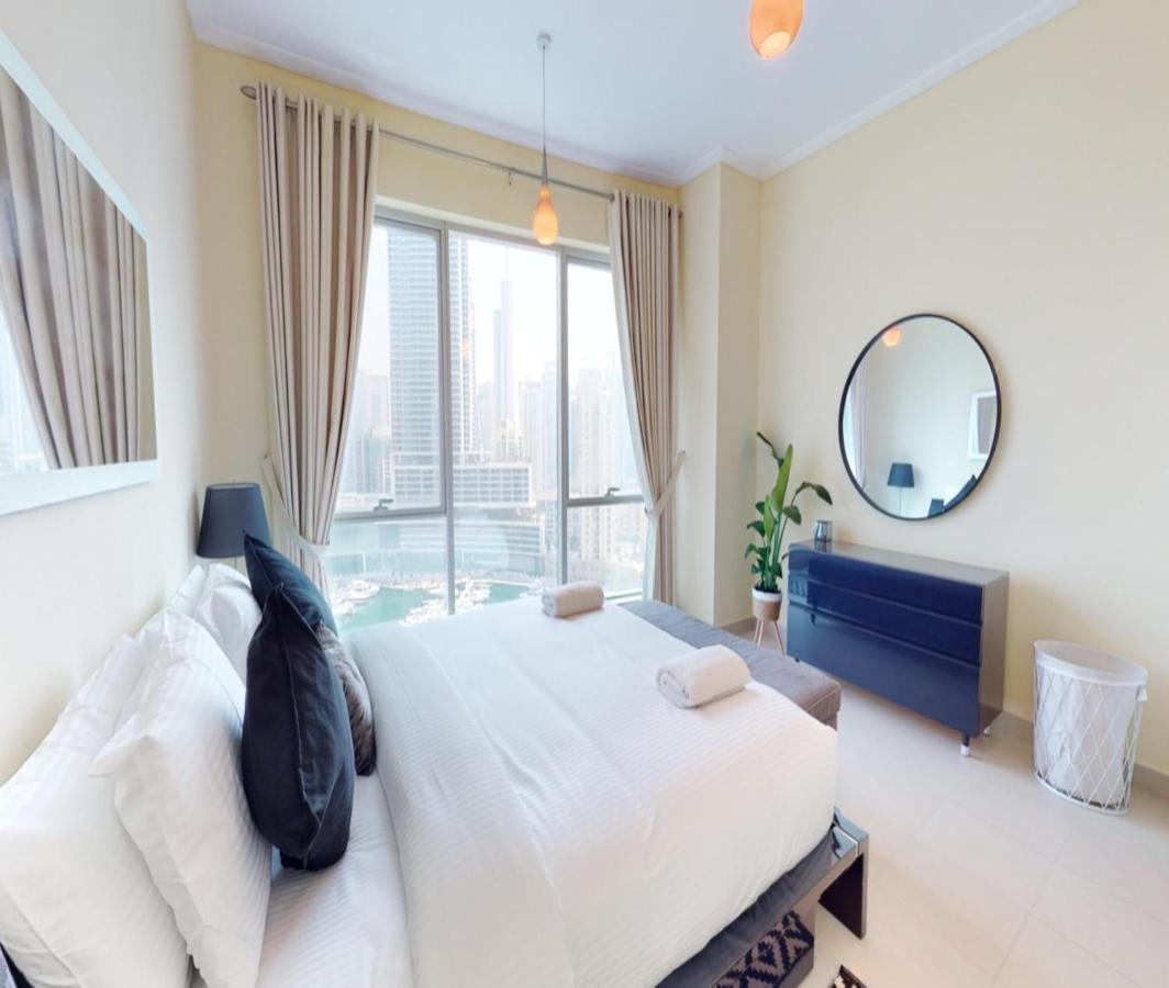 Apartment Hometown - Modern Spacious 2 Bedroom In Marina