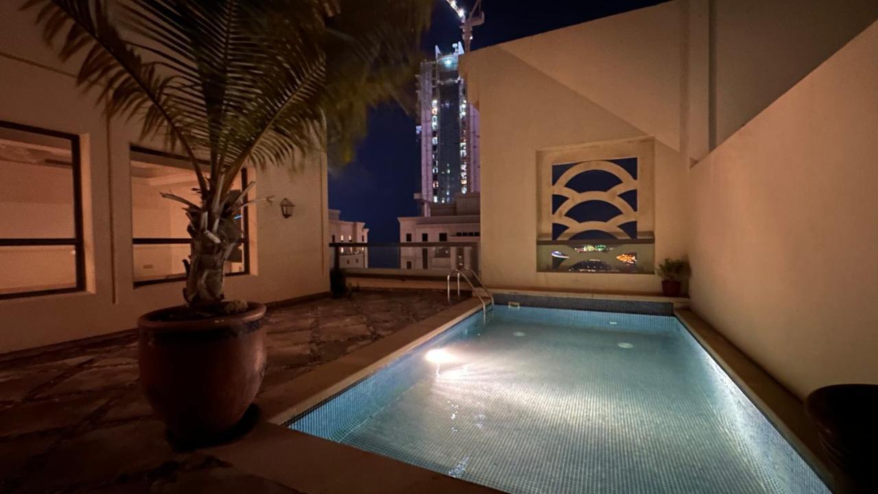 Neyar Beach Vibes - The Penthouse *