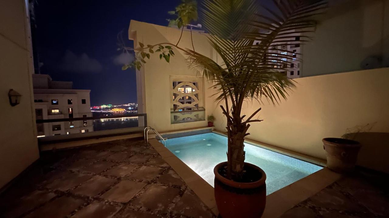 Neyar Beach Vibes - The Penthouse *