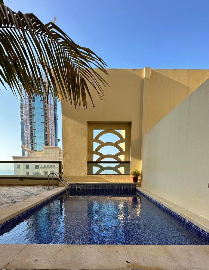 Neyar Beach Vibes - The Penthouse