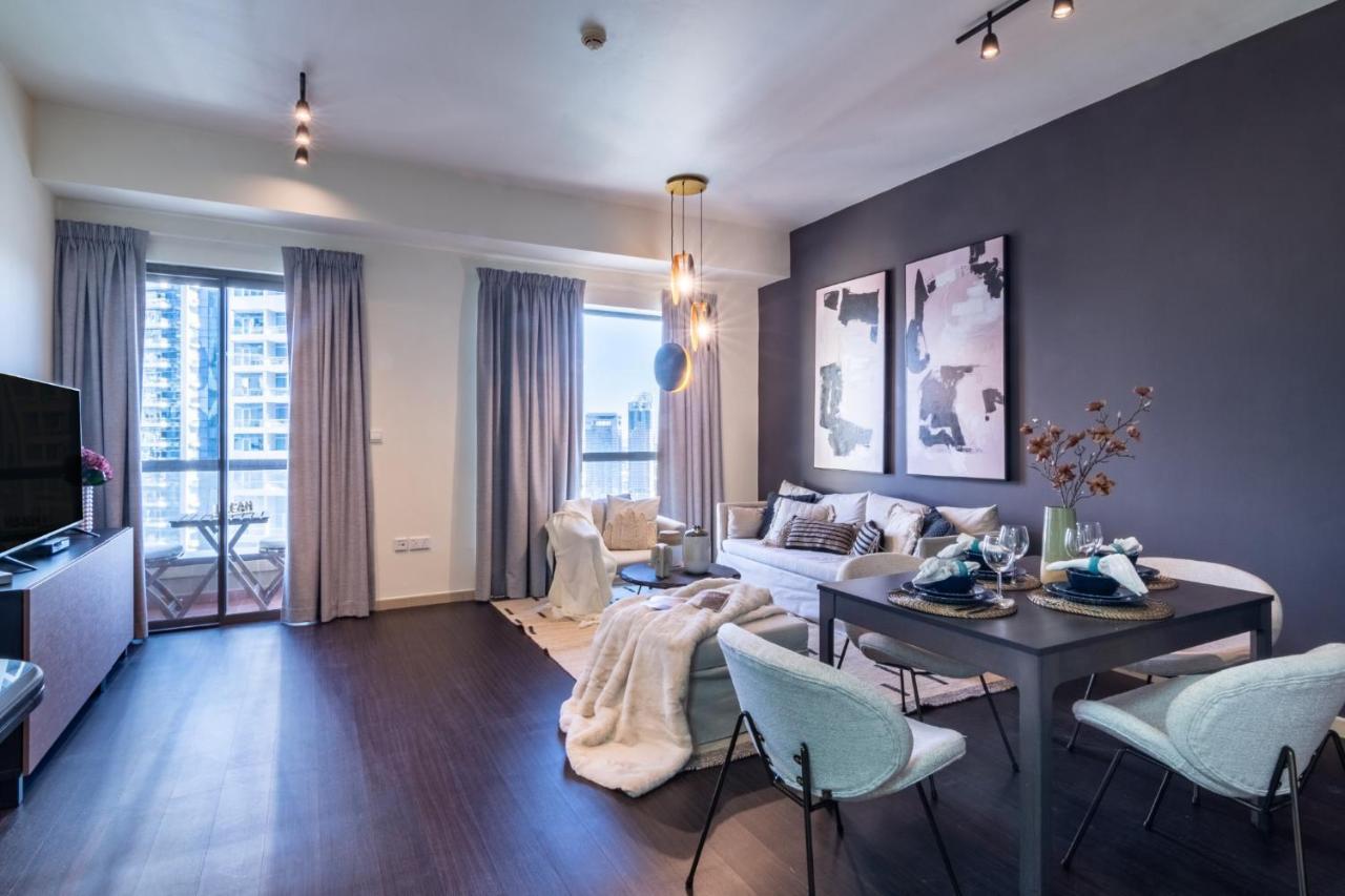 The Smart Concierge - Bahar 6 Tower Apartment *