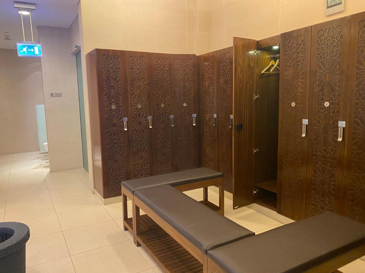 Superhost - Luxurious With Breathtaking Skyline View - Address Mall Apartment