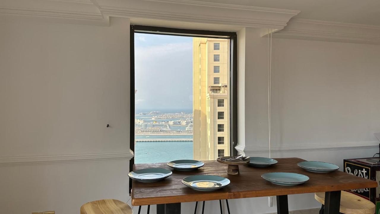 Neyar Beach Vibes - The Penthouse Albergue
