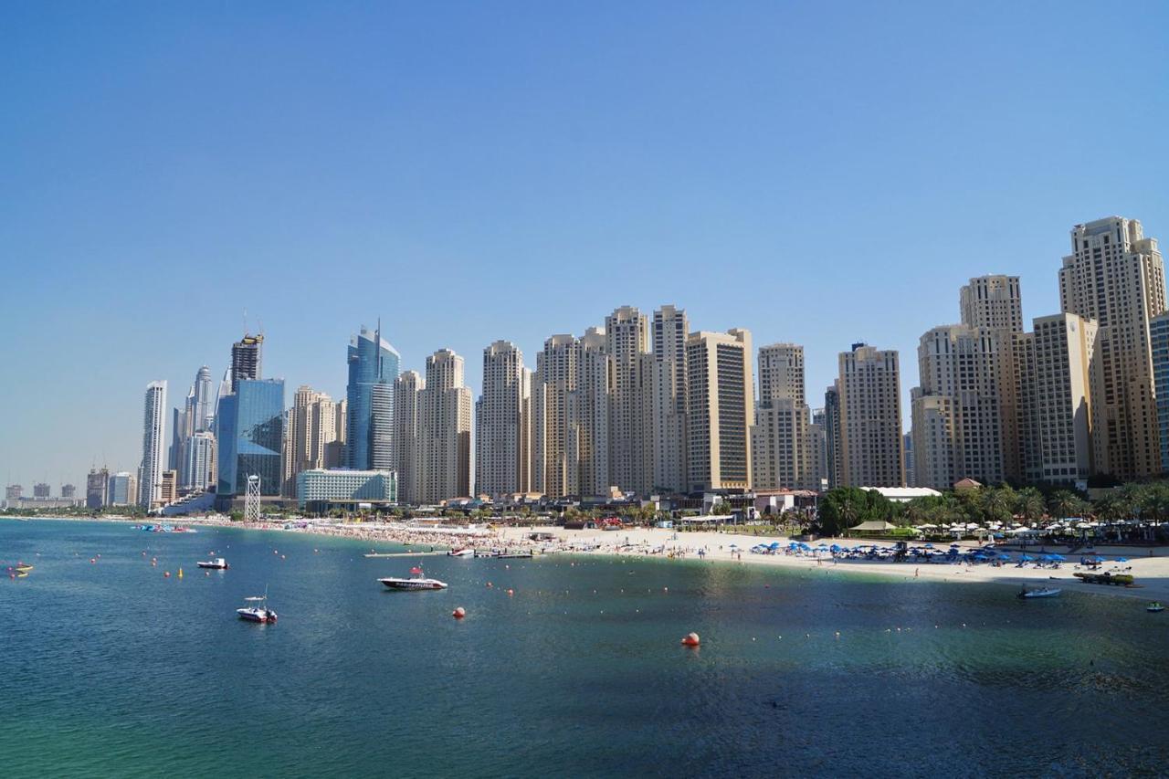 Neyar Beach Vibes - The Penthouse Dubai