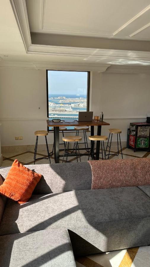 Neyar Beach Vibes - The Penthouse