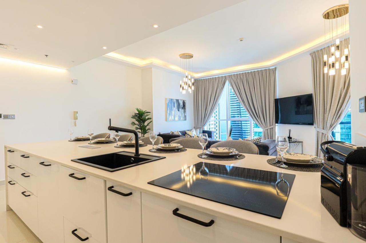 Apartamento Higuests - Luxurious High-rise With Stunning Views
