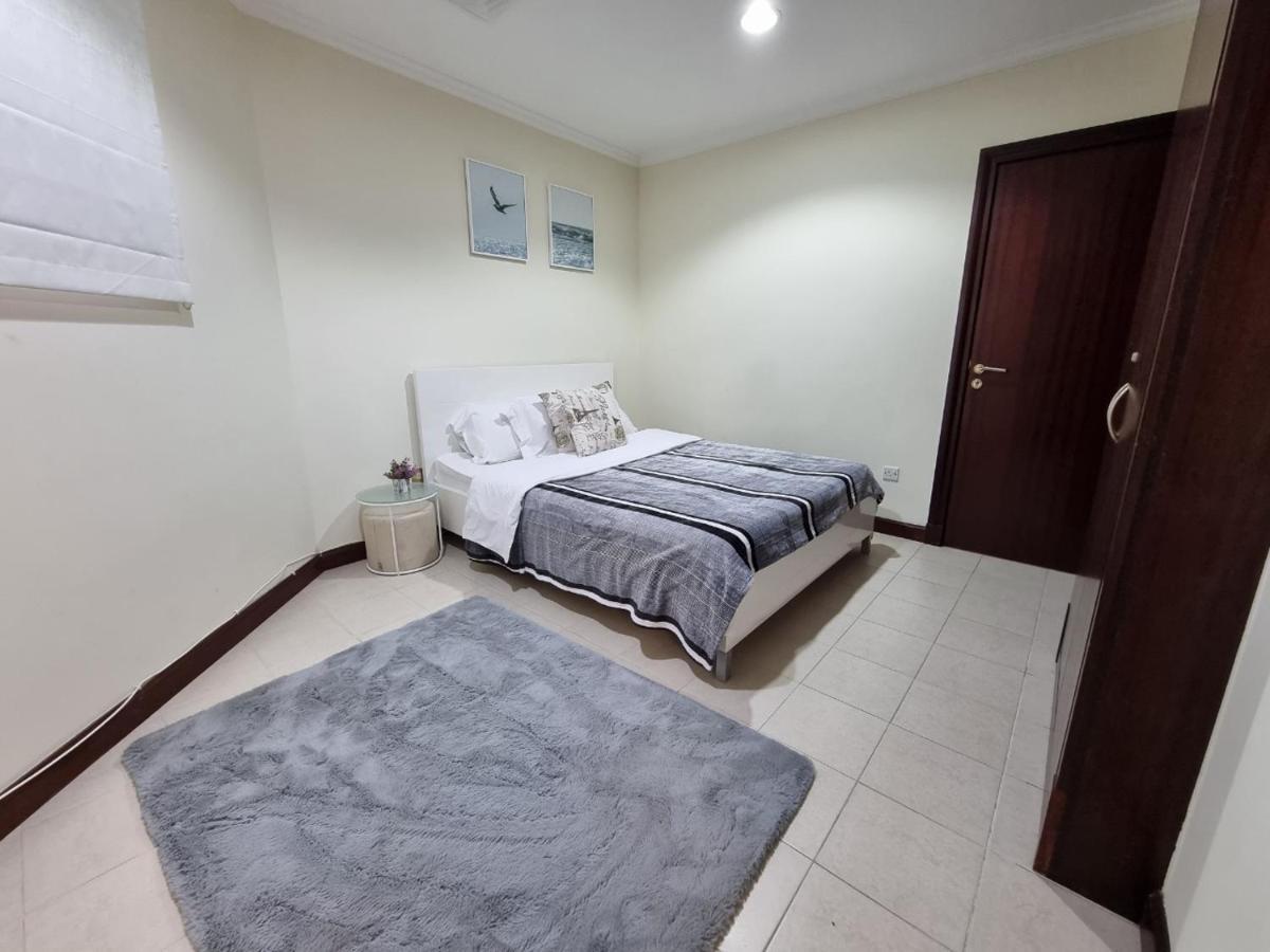 Palm Jumeirah Stunning 4bhk *