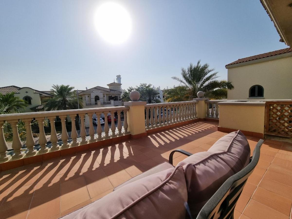 Palm Jumeirah Stunning 4bhk * Dubai