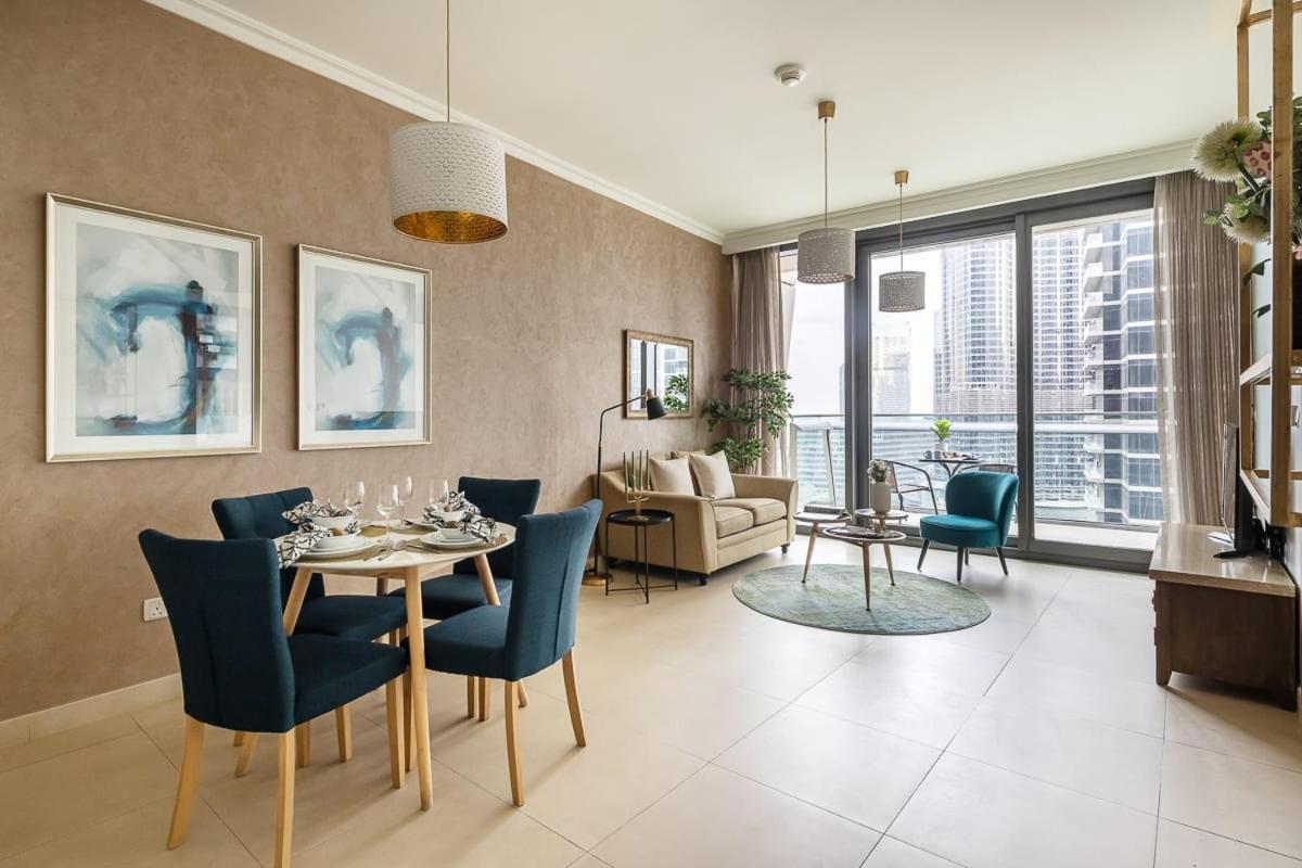 Apartment Burj Vista - Tower 2