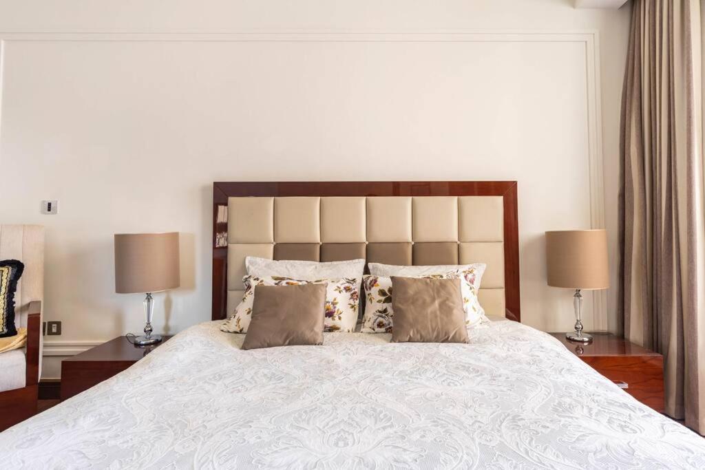 Apartment Luxury 1 Bedroom With A Private Taj Granduer At Palm