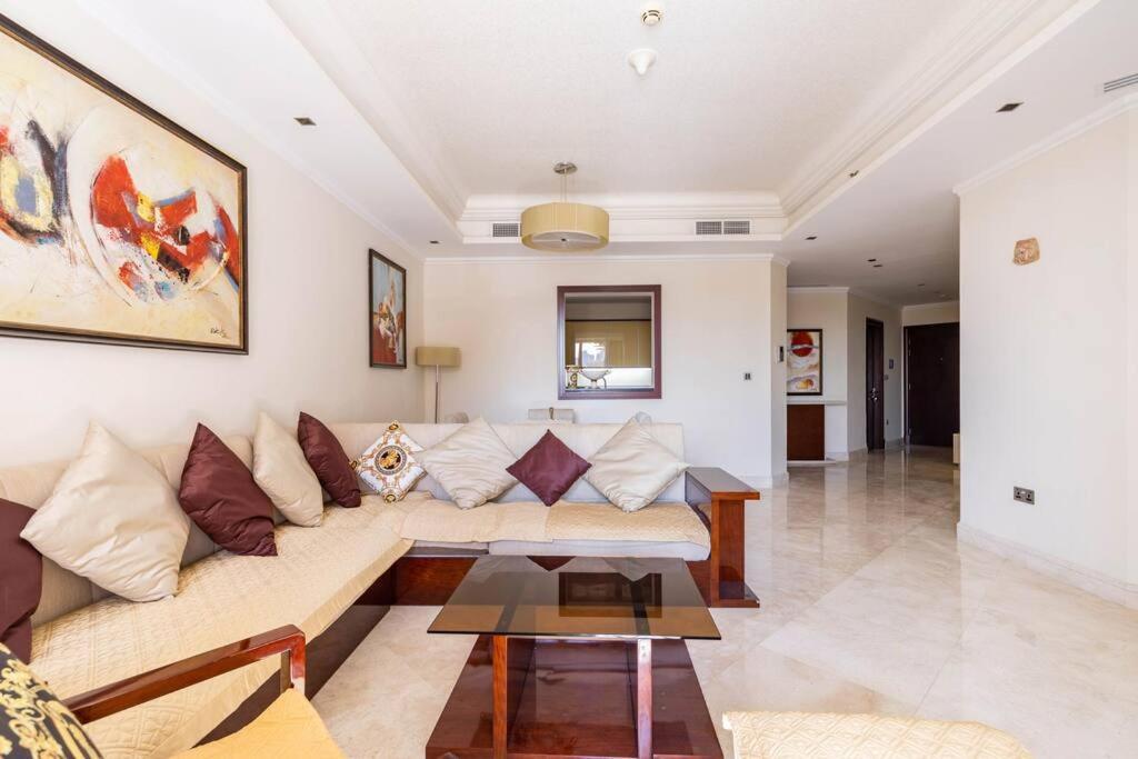 Apartment Luxury 1 Bedroom With A Private Taj Granduer At Palm