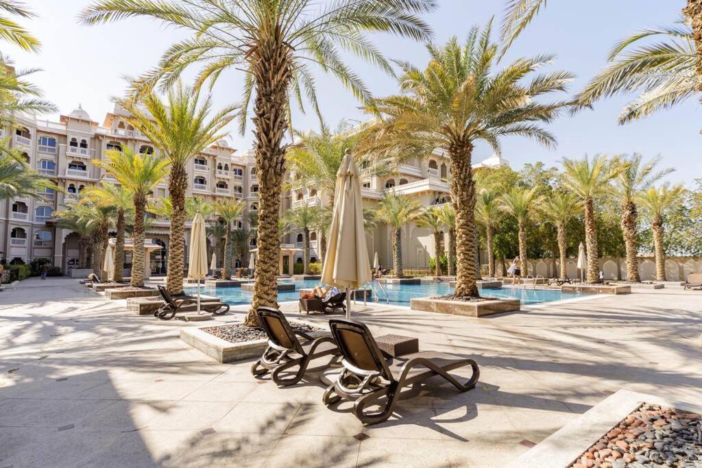 Apartment Luxury 1 Bedroom With A Private Taj Granduer At Palm