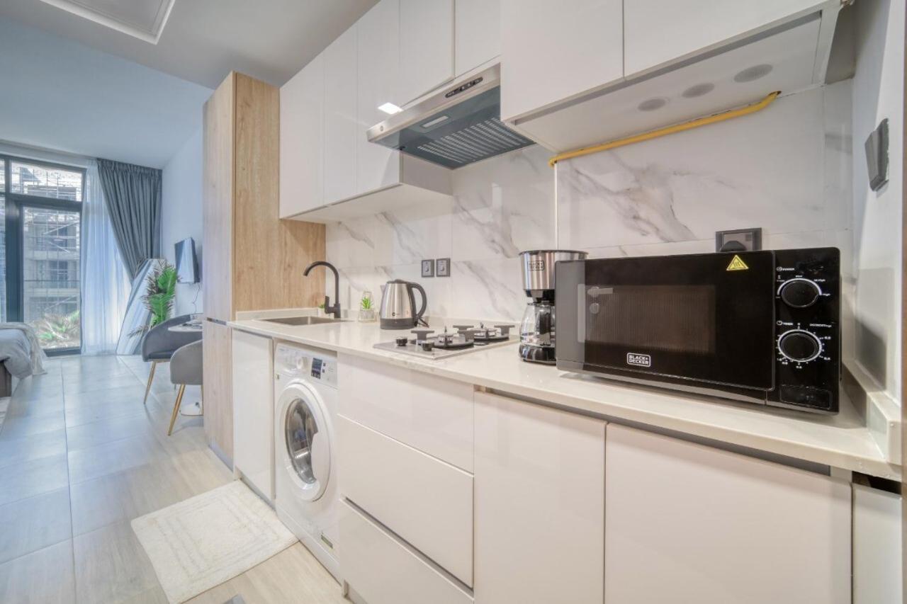 Modern Living *