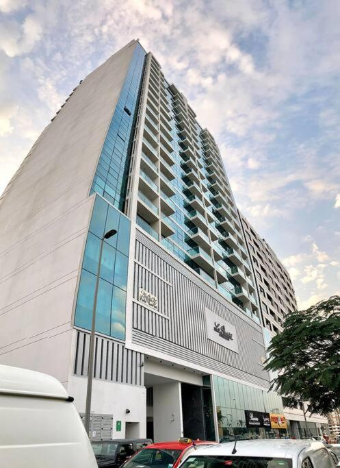 Brand New 1 Bedroom In Jumeirah Village Circle