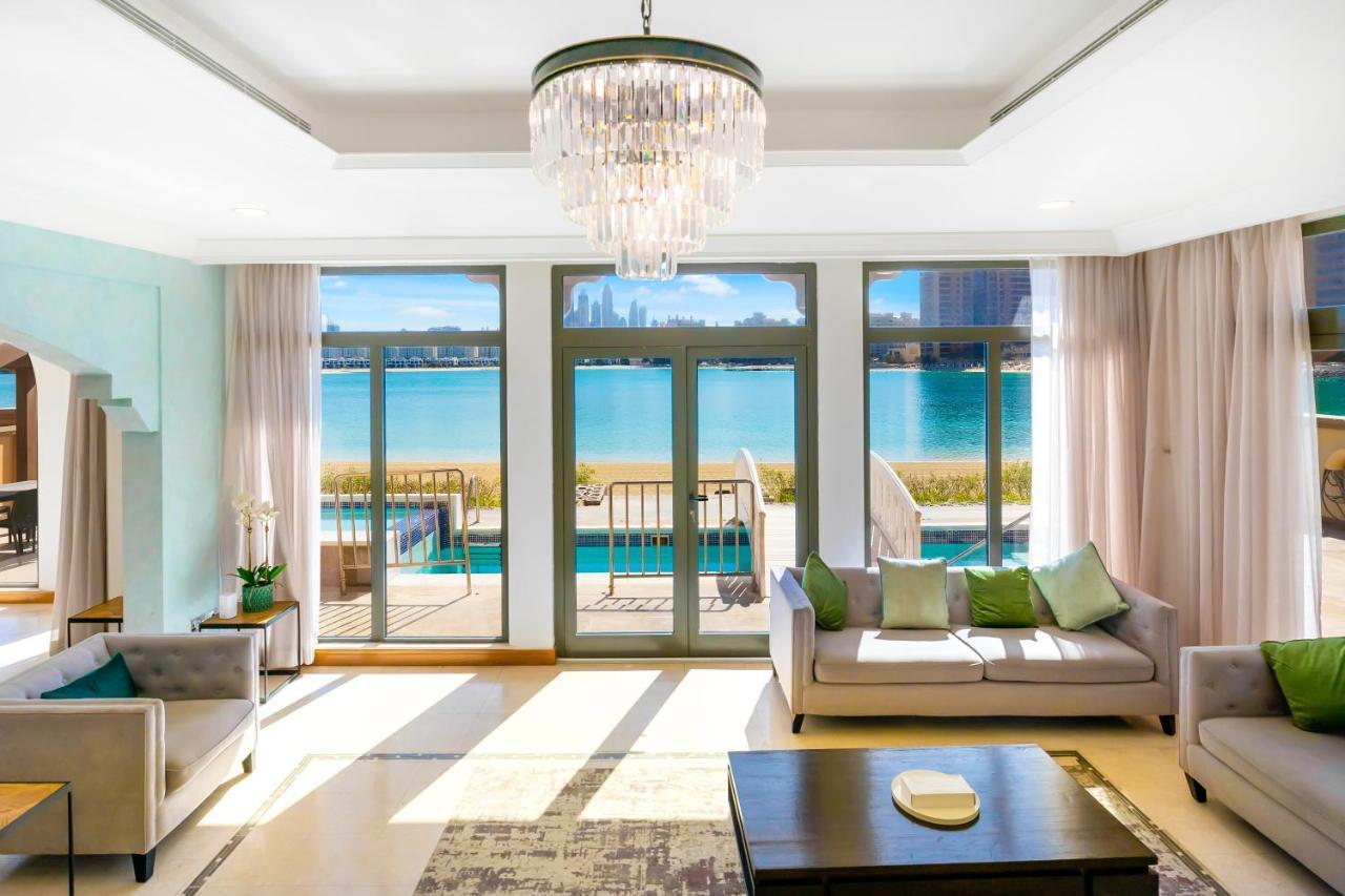 Villa Fam Living - Palm Jumeirah - With Private Pool *