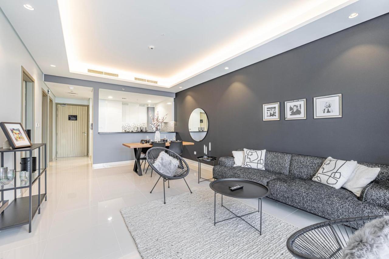 Daniels Burj Khalifa View 2br In Paramount Midtown Daire *