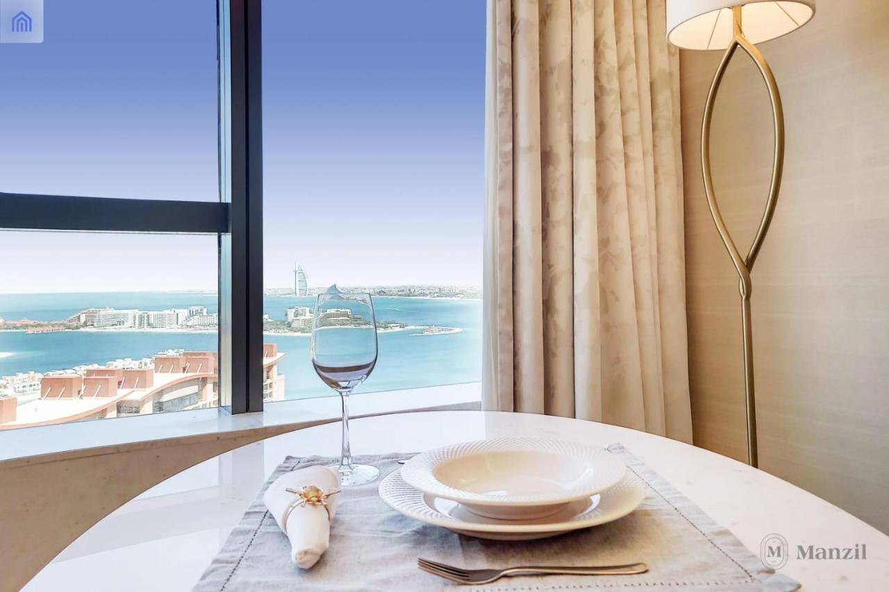 Manzil - With Aura Pool & Sea View At The Palm Tower In Palm Jumeirah *