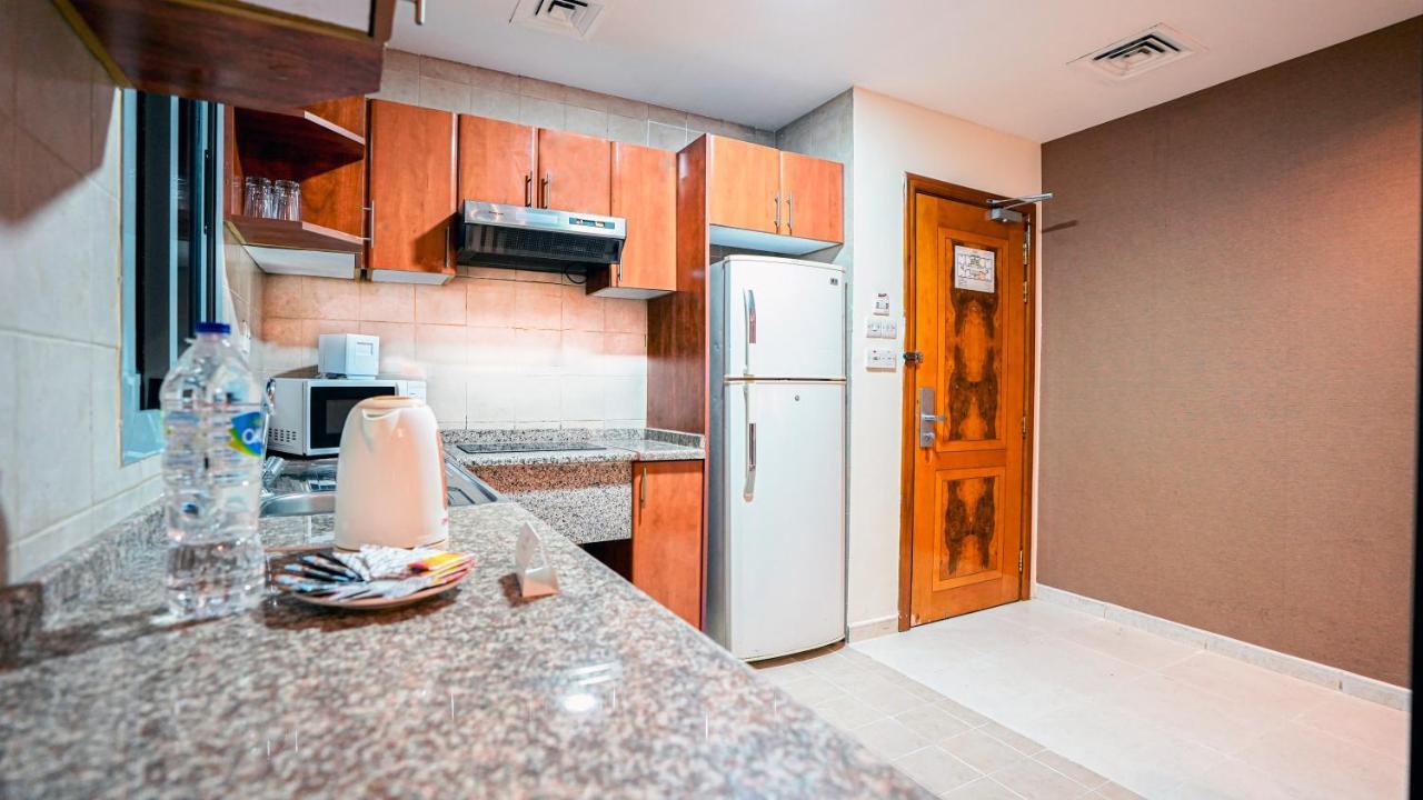 Xclusive Aparthotel 4*