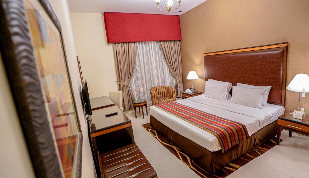 Xclusive 4* Dubai