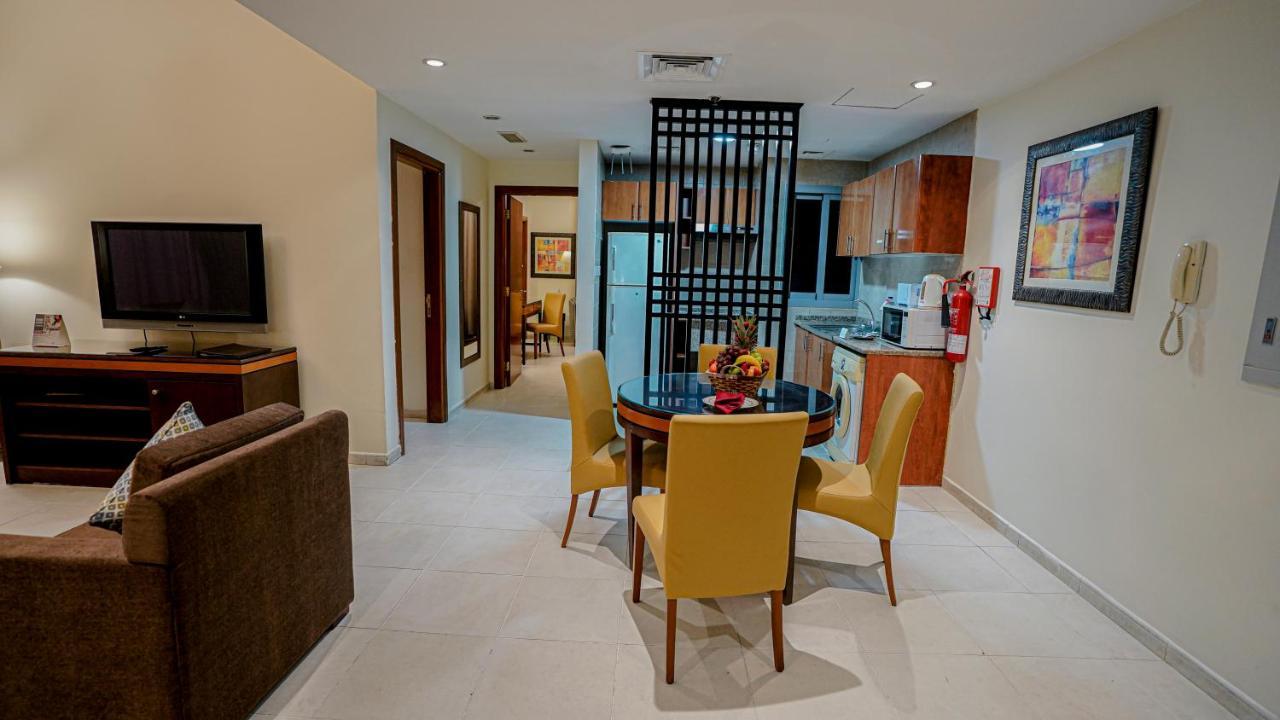 Xclusive Aparthotel 4*