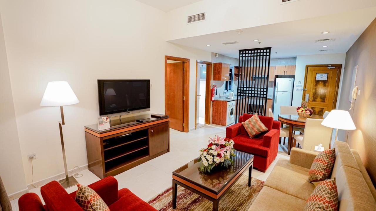 Xclusive Aparthotel 4*
