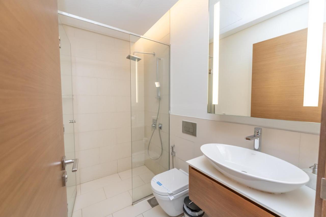 Fam Living Walk - Opposite Walk Mall - 2a Apartment *
