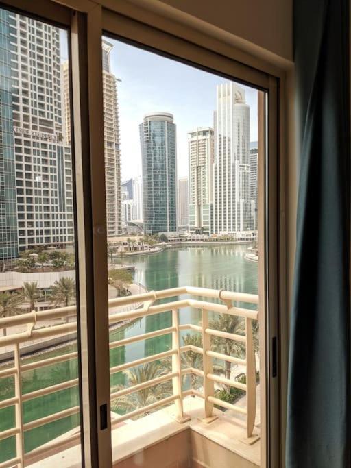 Bright And Spacious 2 Bedrooms With Views In Jlt Near Marina And Jbr *