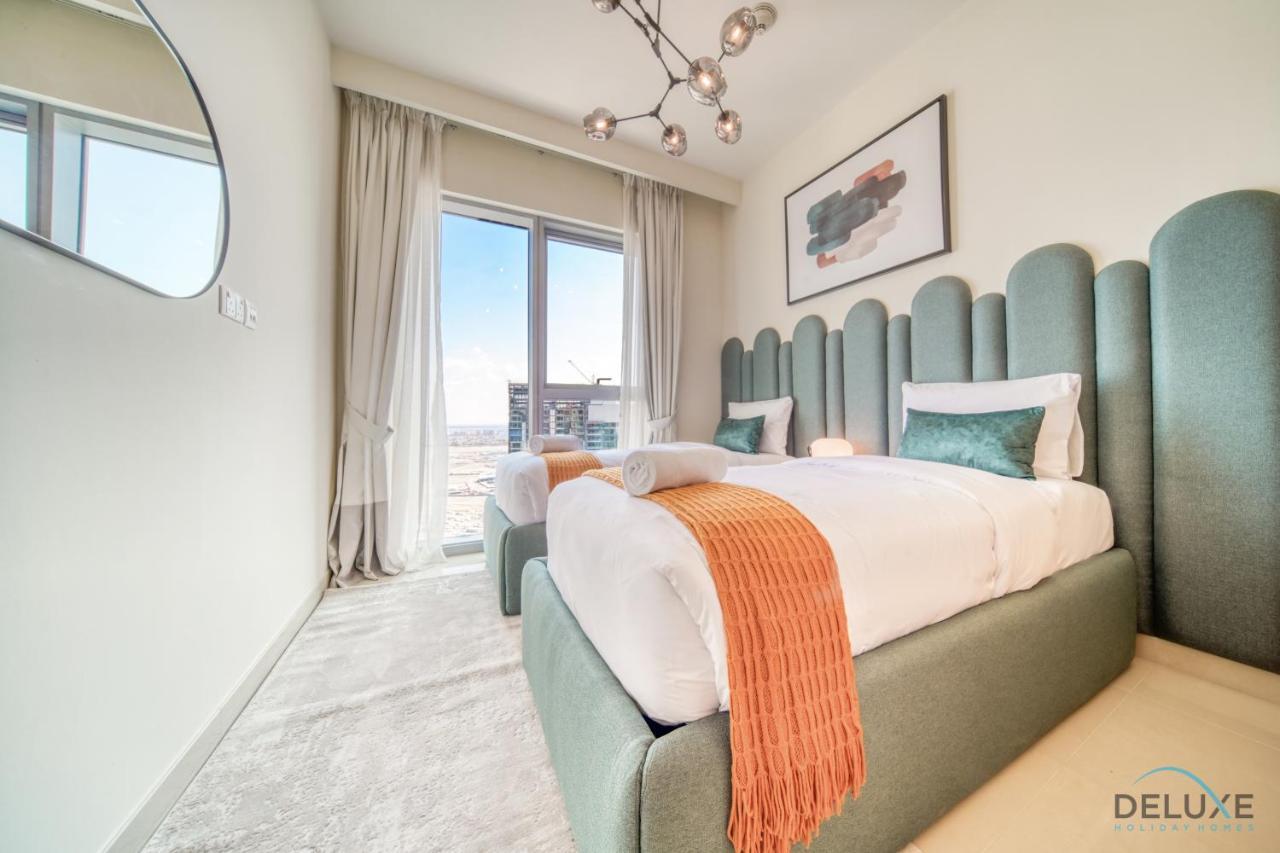 Elegant 3br With Assistant At Harbour Views Tower 1 By Deluxe Homes Apartment *