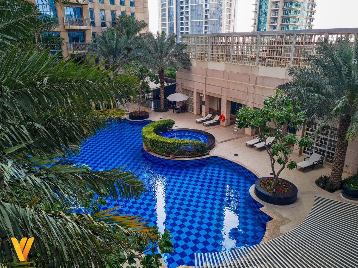 Apartment Spacious 2br With Central Location At Standpoint Tower Dubai