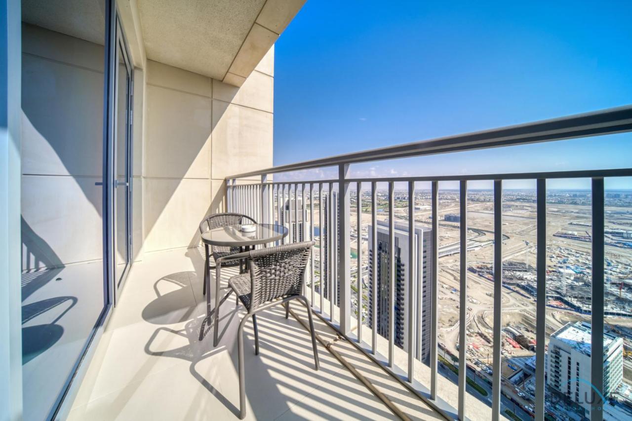Elegant 3br With Assistant At Harbour Views Tower 1 By Deluxe Homes Dubai
