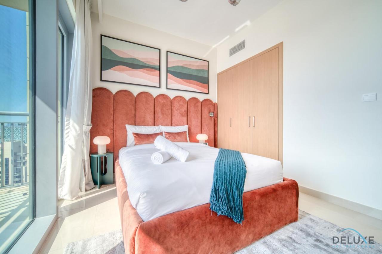 Elegant 3br With Assistant At Harbour Views Tower 1 By Deluxe Homes Apartment Dubai