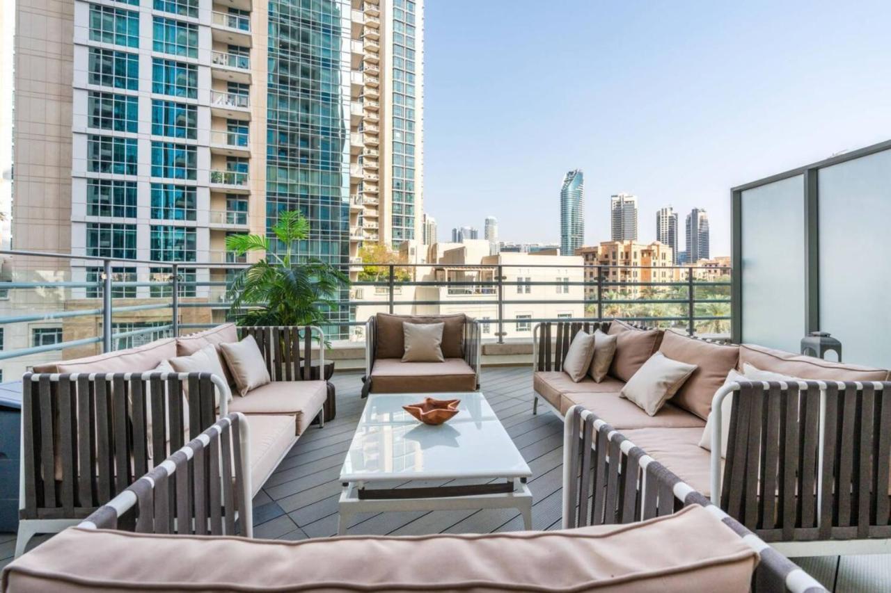 Stylish And 1 Bd In Downtown *