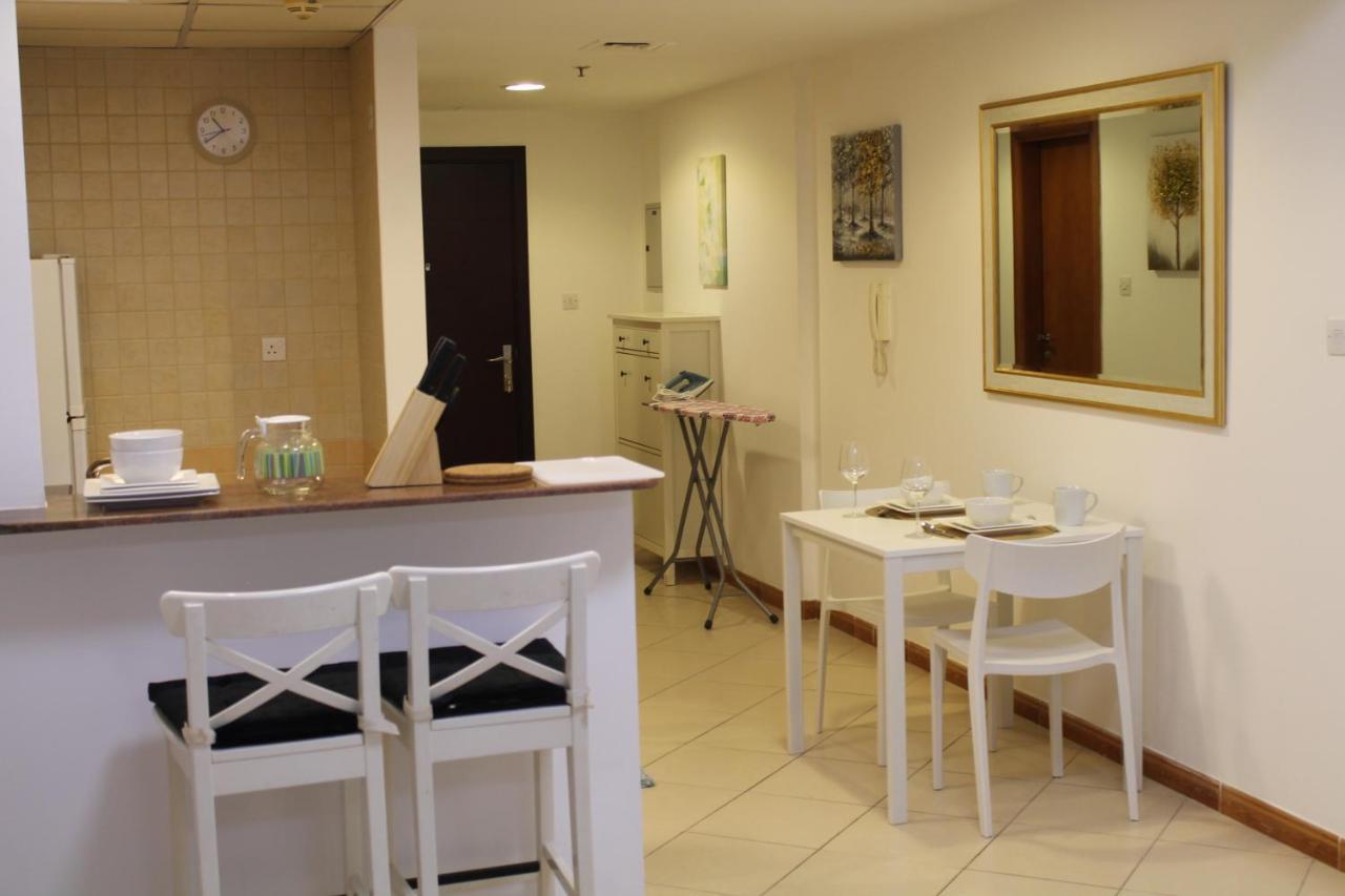 Spacious In Marina Close To Metro And Dubai