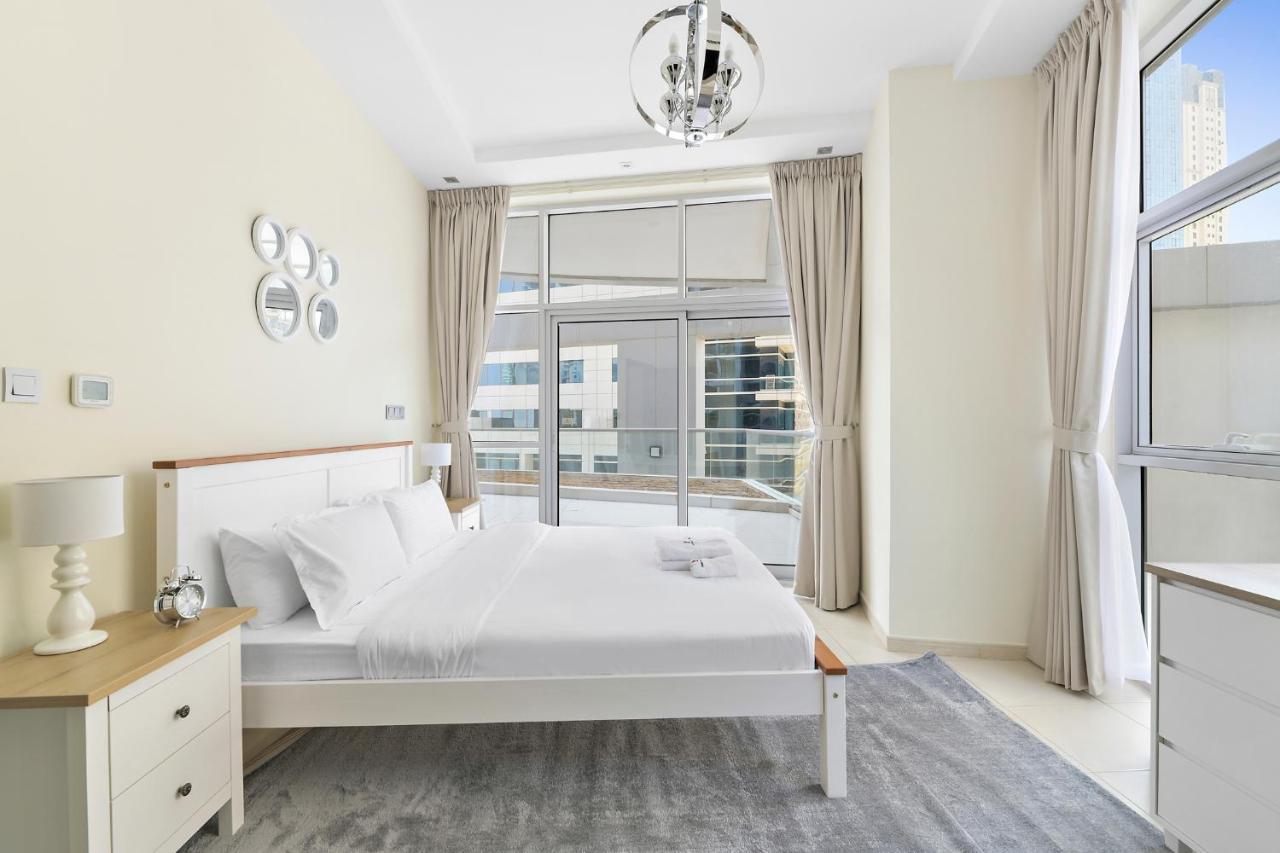Stonetree - Skyview Tower 1 Bedroom - Panoramic View Apartment Dubai