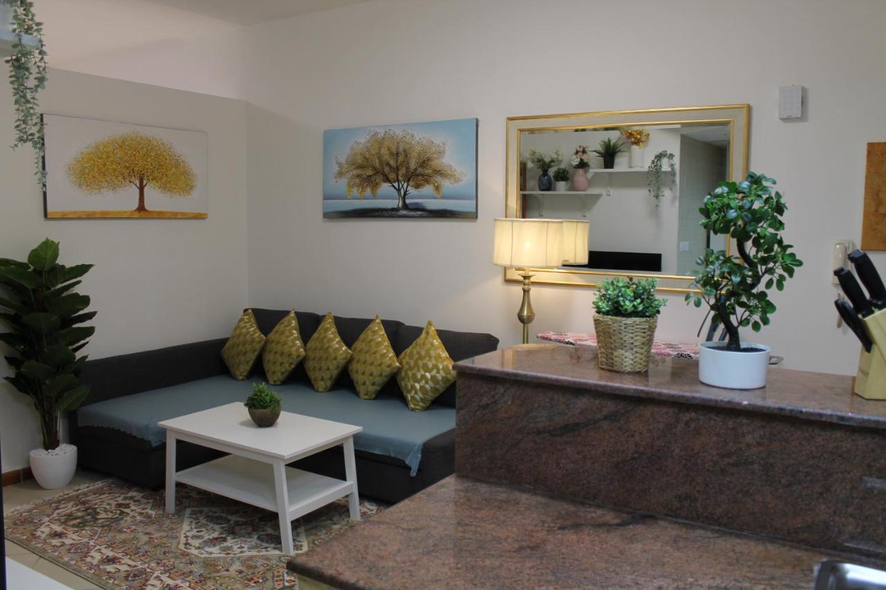 Newly Furnished Cozy 1 Bedroom Close To Jbr And Metro * Dubai