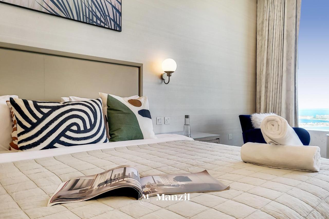 Manzil - With Aura Pool & Sea View At The Palm Tower In Palm Jumeirah