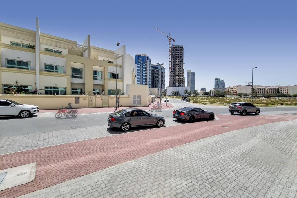 Stylish Brand New In Pantheon Elysee 2 In The Heart Of Jvc Casa de férias Dubai