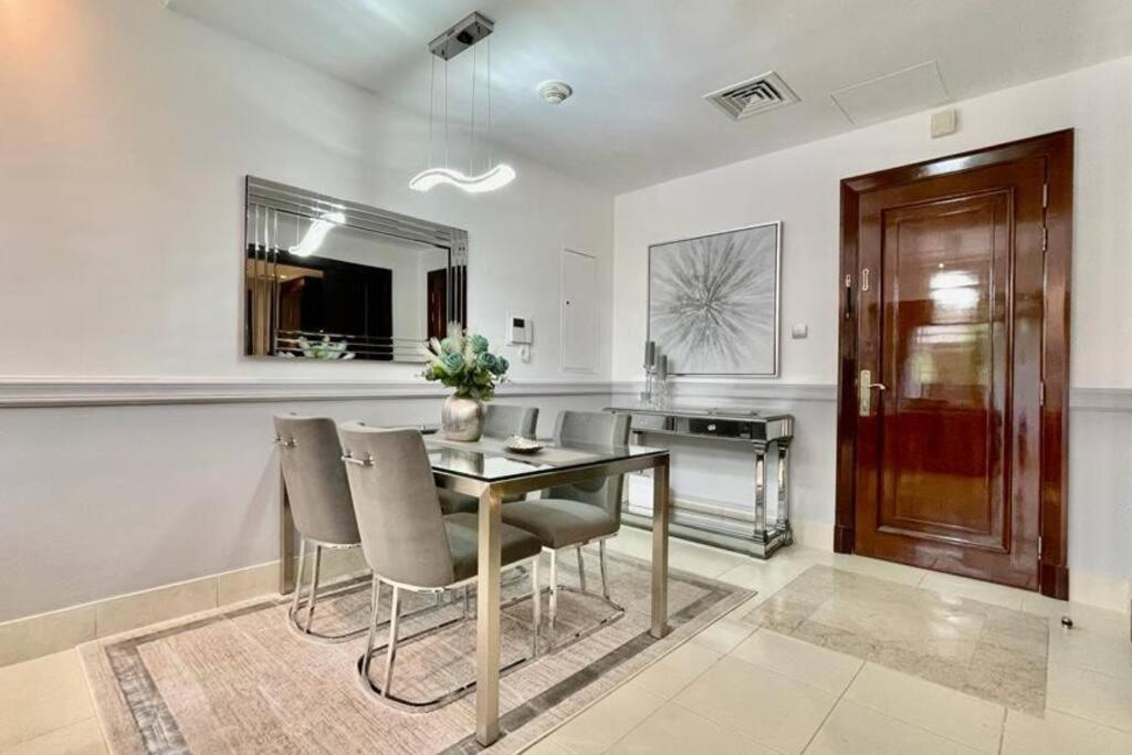 Lux Burj Views -boulevard -prime Location Downtown Daire Dubai