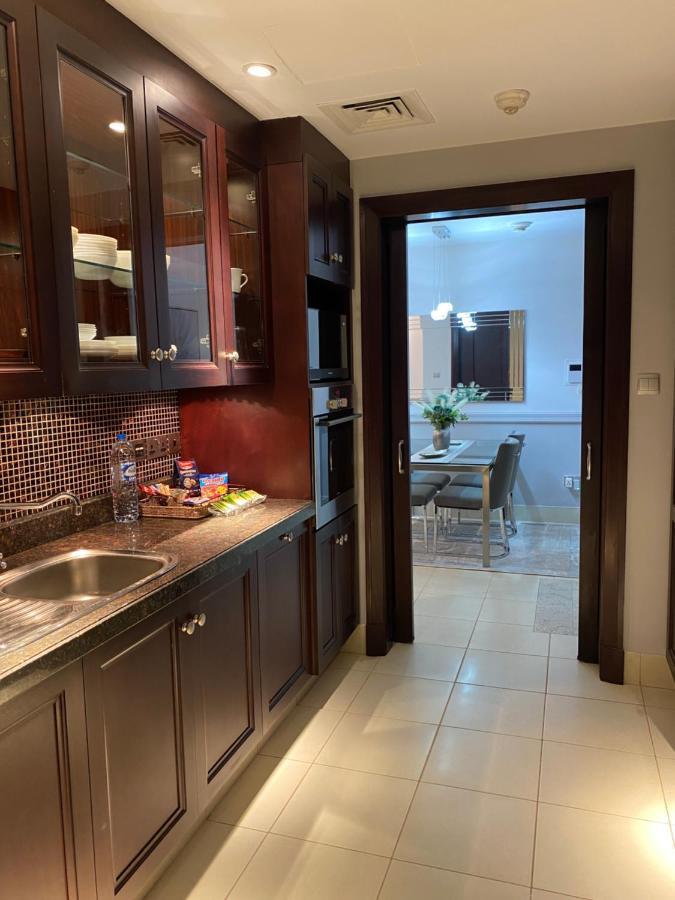 Daire Lux Burj Views -boulevard -prime Location Downtown *