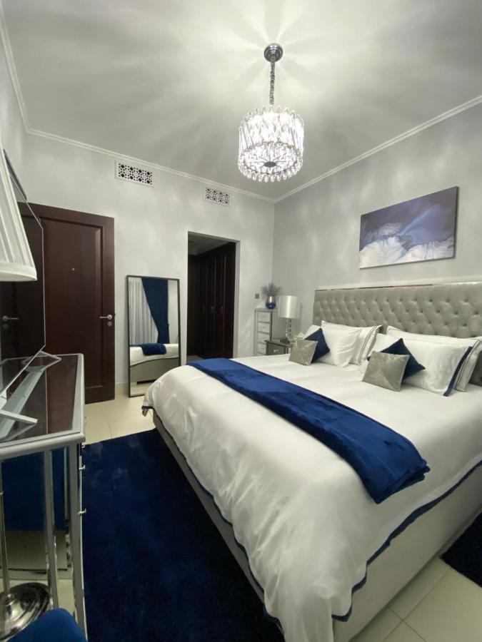 Daire Lux Burj Views -boulevard -prime Location Downtown