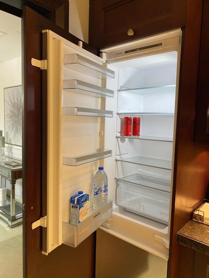 Daire Lux Burj Views -boulevard -prime Location Downtown *