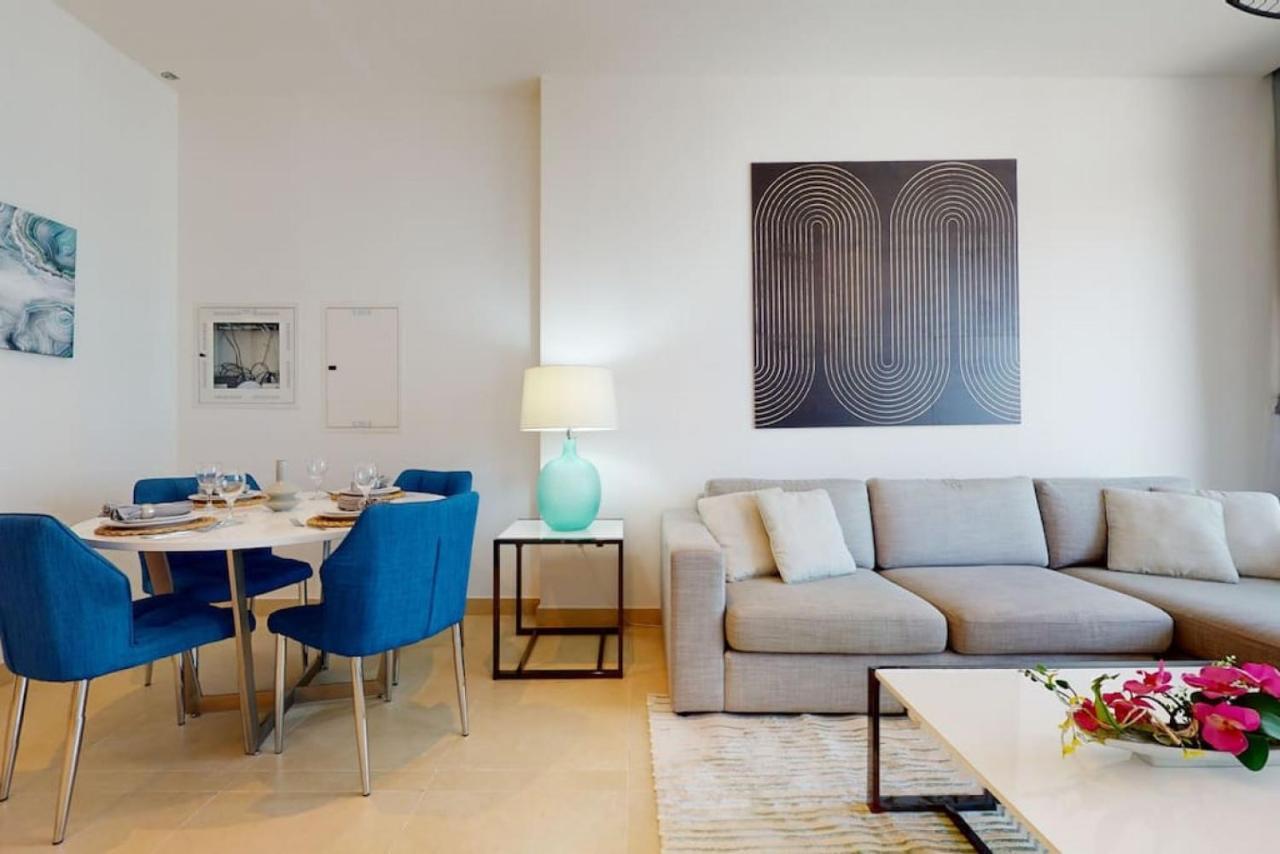 Marina Gate 1, Marina - Chic One Bedroom Apartment Dubai